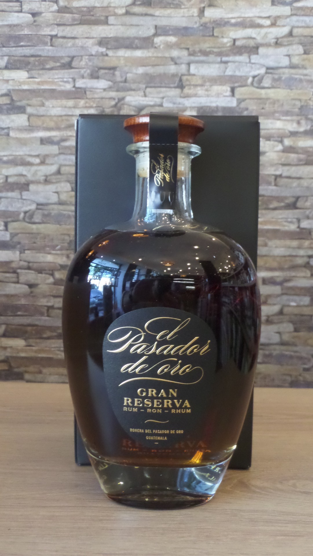 Achat de Rhum El Pasador de Oro Gran Reserva 70cl vendu en Etui